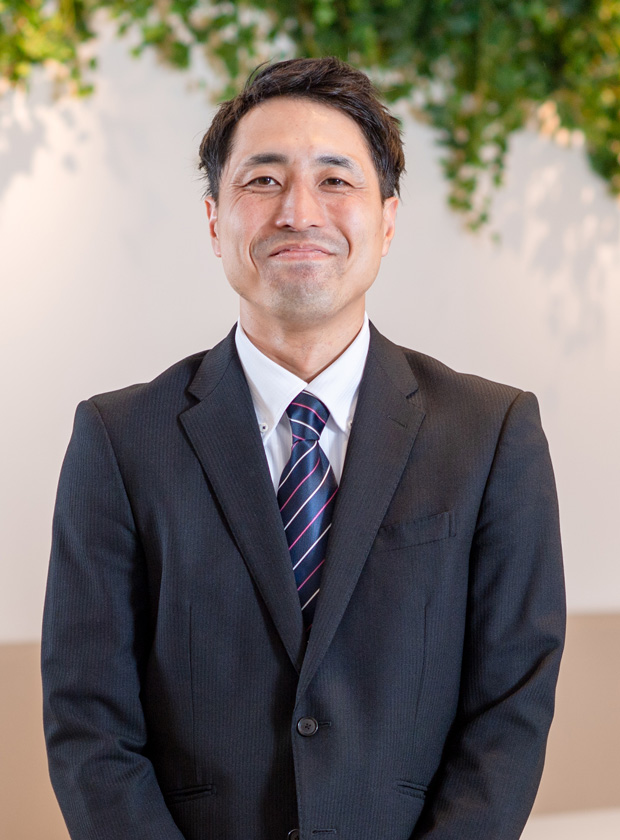 末益　直輝
